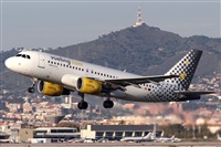 Adolfmalet-Spotters Barcelona-El Prat. Click to see full size photo