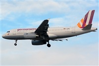 Adolfmalet-Spotters Barcelona-El Prat. Click to see full size photo