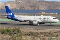 Adolfo Bento - Gran Canaria Spotters. Click to see full size photo