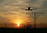 Jordi Rull Dalmau.Spotters BCN-El Prat. Click to see full size photo