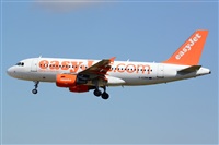 Adolfmalet-Spotters Barcelona-El Prat. Click to see full size photo