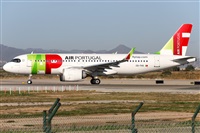 Jorge Medina  -Spotters Barcelona - El Prat. Click to see full size photo