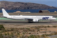 Adolfo Bento - Gran Canaria Spotters. Click to see full size photo