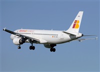 Adolfmalet-Spotters Barcelona-El Prat. Click to see full size photo