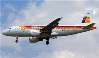 Adolfmalet-Spotters Barcelona-El Prat. Click to see full size photo