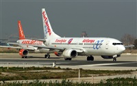 Adolfmalet-Spotters Barcelona-El Prat. Click to see full size photo