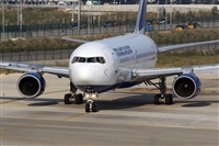 Adolfmalet-Spotters Barcelona-El Prat. Click to see full size photo