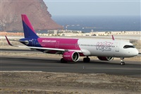 Alfonso Sols - Asociacin Canary Islands Spotting. Click to see full size photo