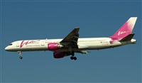 Adolfmalet-Spotters Barcelona-El Prat. Click to see full size photo